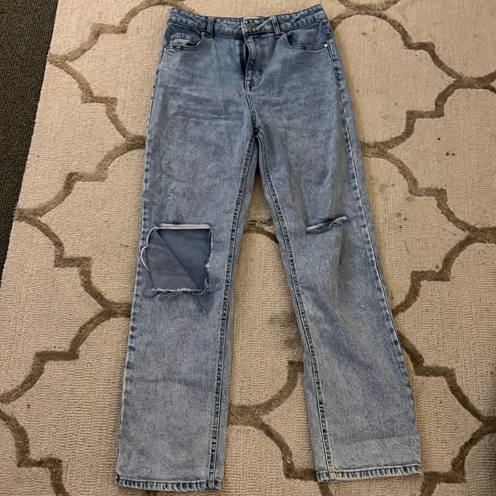 Tilly’s straight leg jeans